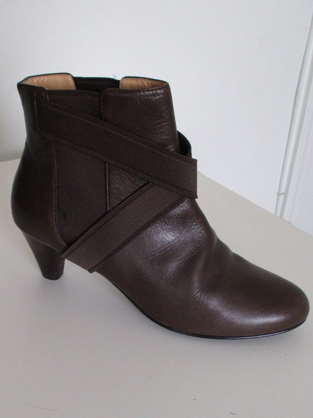Cole Haan Womens Brown Leather 2" Heel Ankle Bootie - Size 5.5B
